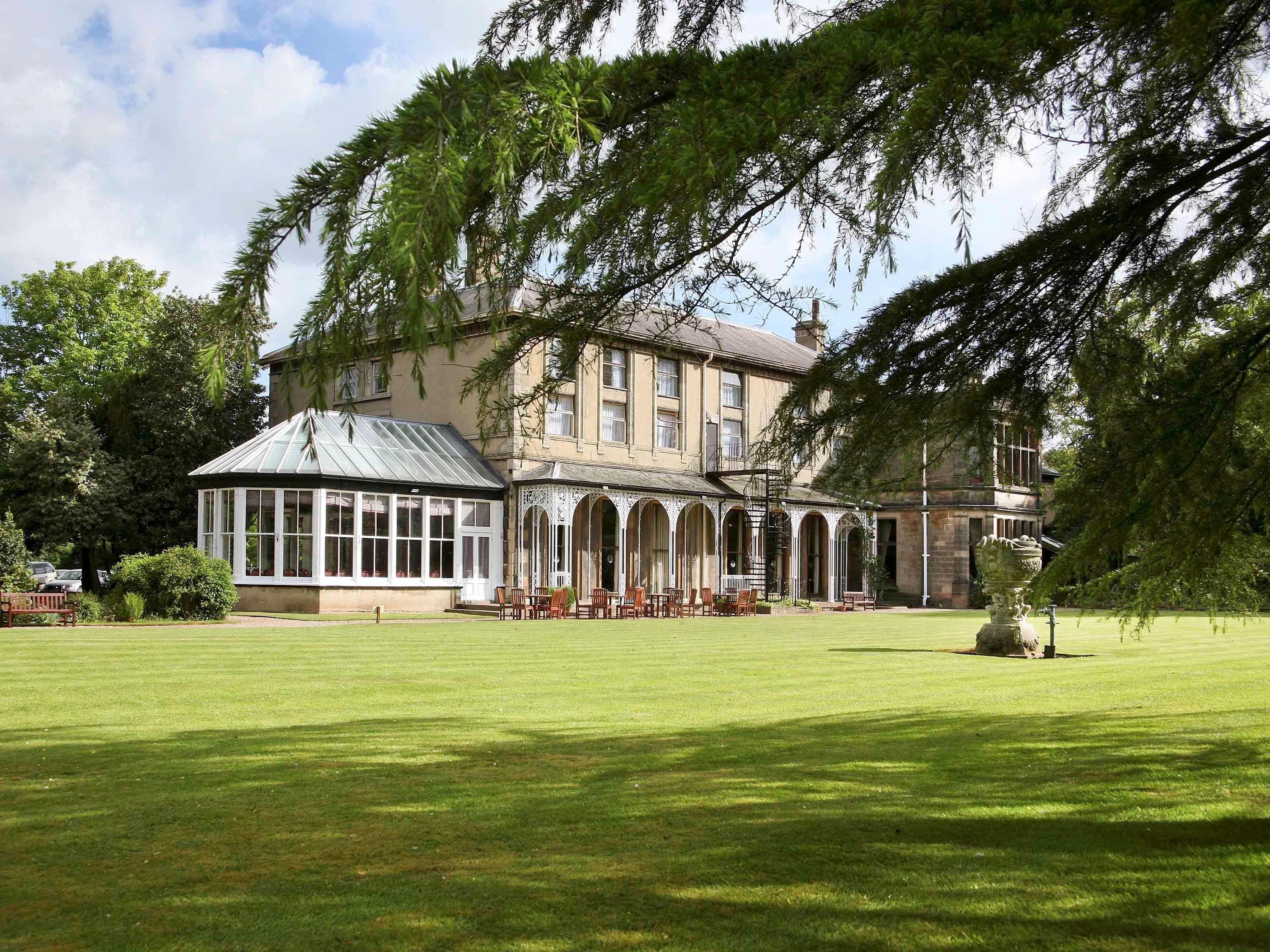 Mercure Burton Upon Trent, Newton Park Hotel Exterior photo