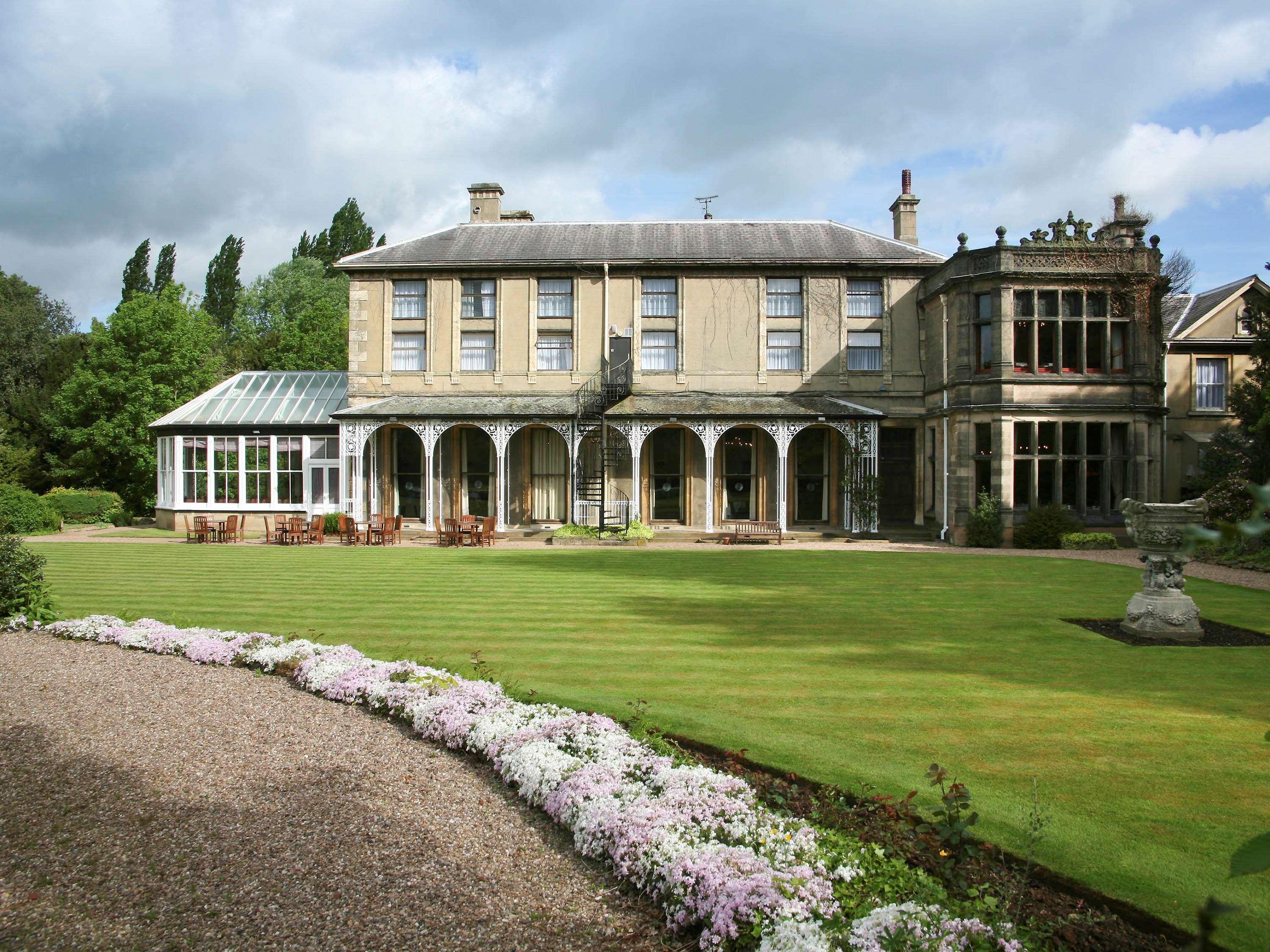 Mercure Burton Upon Trent, Newton Park Hotel Exterior photo